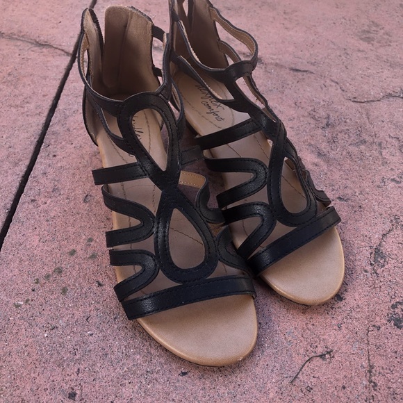 Black Sandals - Picture 1 of 5